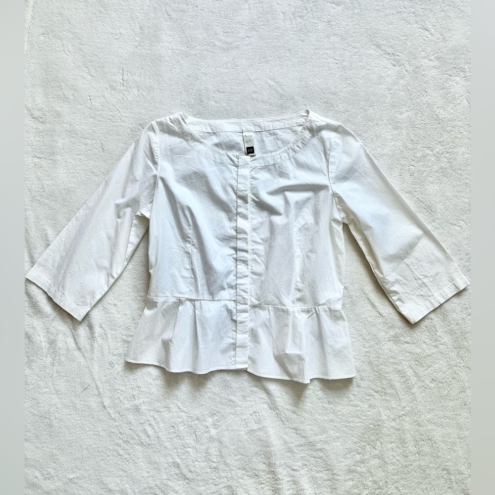 GAP White Top